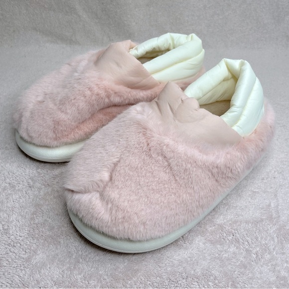 Shoes - Faux Fur Cozy Indoor/Outdoor Slippers-Soft Pink-Women’s 8-Loungewear-Cozy-NEW